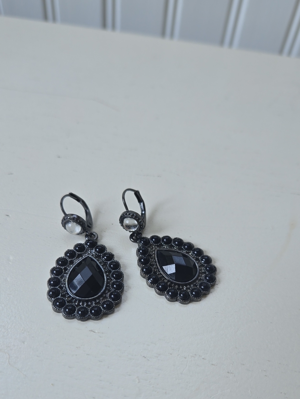 Black Teardrop Dangle Earrings - Women Jewelry